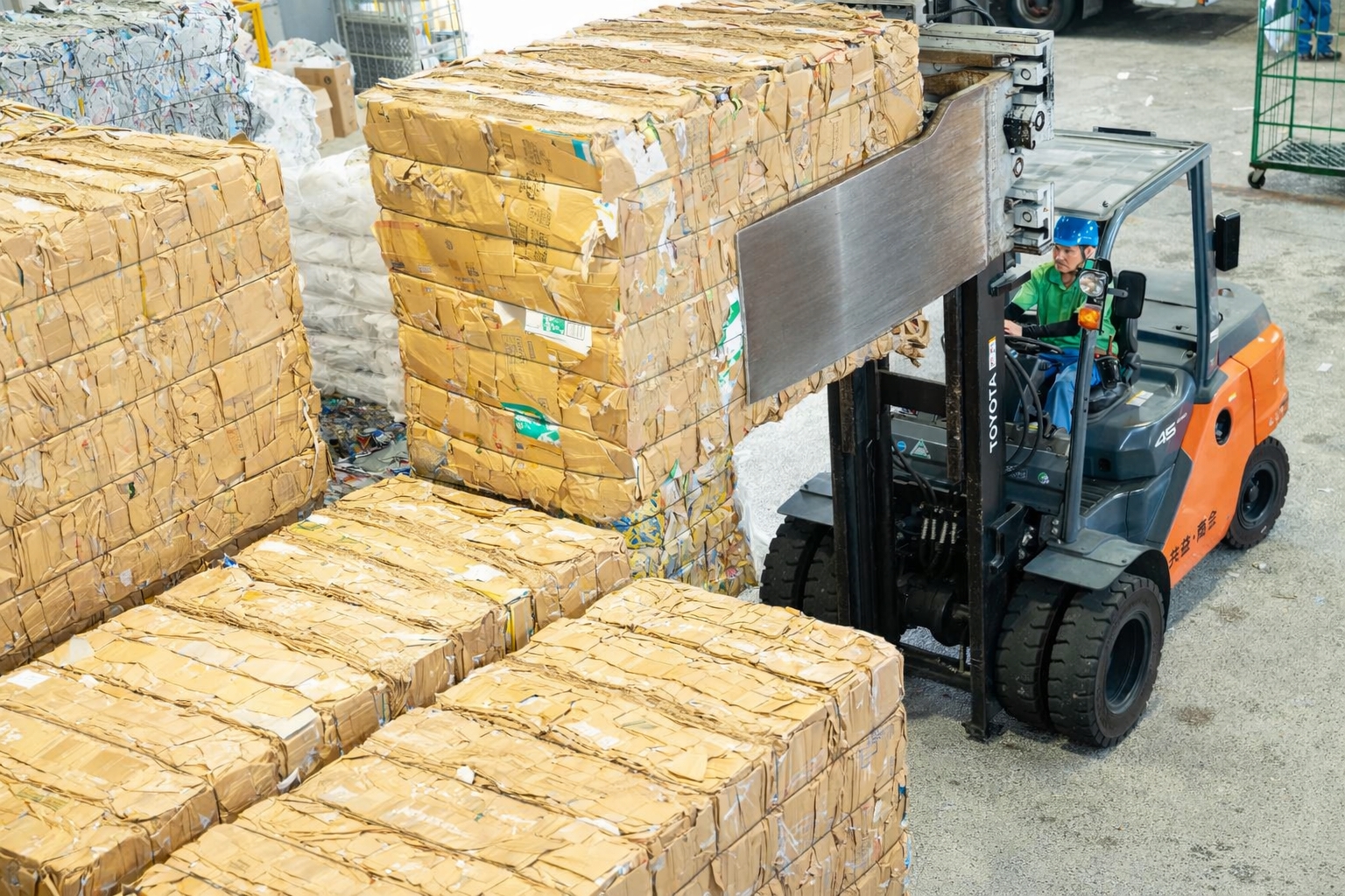 古紙回収サービス